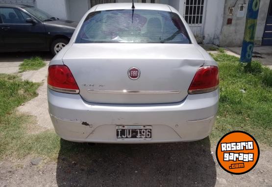 Autos - Fiat Linea 2009 GNC 240000Km - En Venta