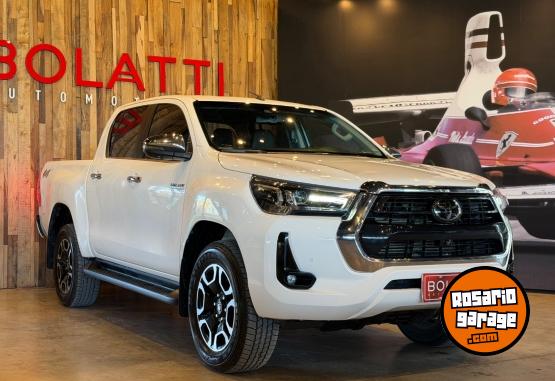 Camionetas - Toyota Hilux 2023 Diesel 87000Km - En Venta