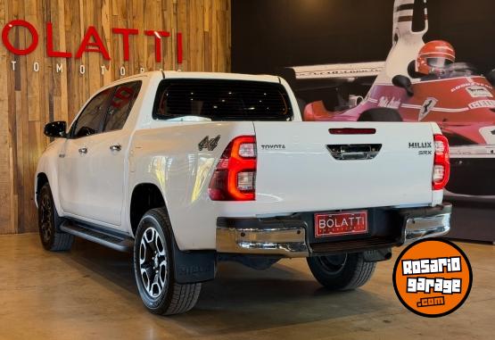 Camionetas - Toyota Hilux 2023 Diesel 87000Km - En Venta