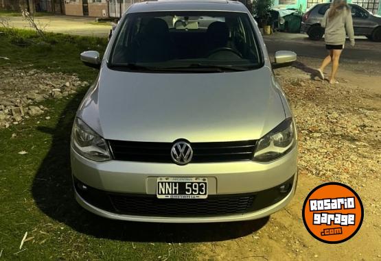 Autos - Volkswagen Fox highline 2014 Nafta 122000Km - En Venta