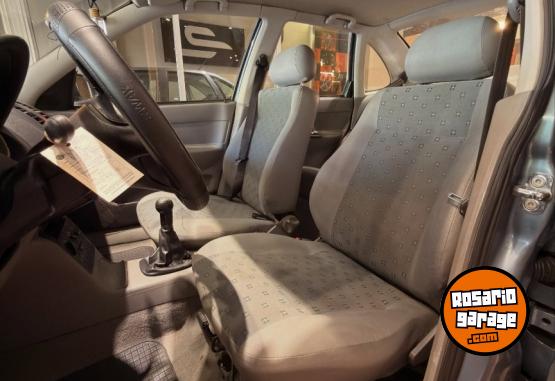 Autos - Volkswagen polo, palio, corsa, golf 2006 Nafta 111111Km - En Venta