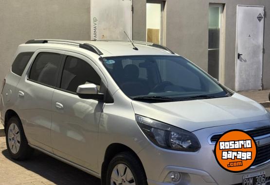 Autos - Chevrolet SPIN LT 2015 GNC 204000Km - En Venta