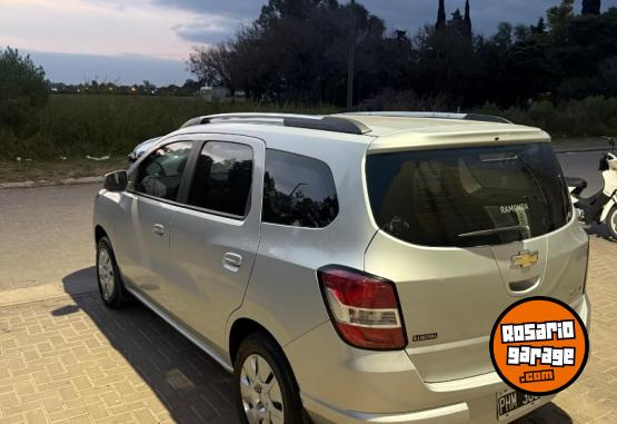 Autos - Chevrolet SPIN LT 2015 GNC 204000Km - En Venta