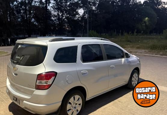Autos - Chevrolet SPIN LT 2015 GNC 204000Km - En Venta