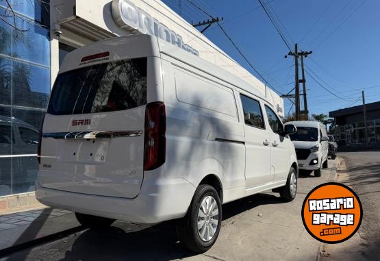 Utilitarios - Shineray 2.0 NAFTA 5 AS M7 FURGÓN 2026 Nafta 0Km - En Venta