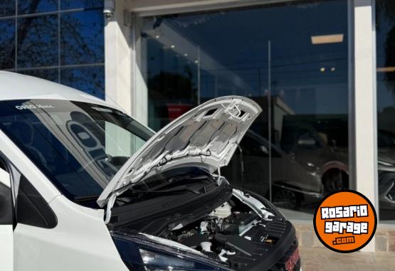 Utilitarios - Shineray 2.0 NAFTA 5 AS M7 FURGÓN 2026 Nafta 0Km - En Venta