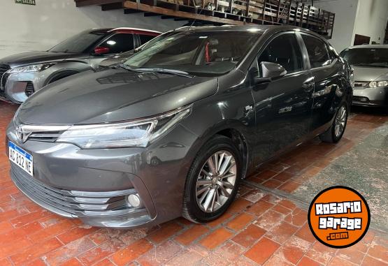 Autos - Toyota Corolla 2018 Nafta 130000Km - En Venta