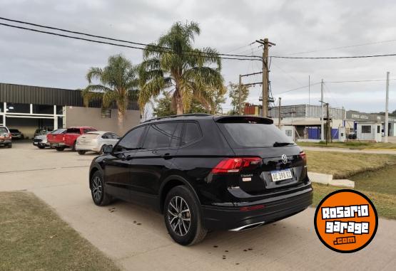 Autos - Volkswagen Tiguan 250 TSI DSG 2020 Nafta 133000Km - En Venta