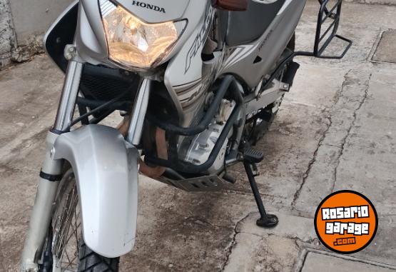 Motos - Honda Falcon NX 400 2013 Nafta 33000Km - En Venta
