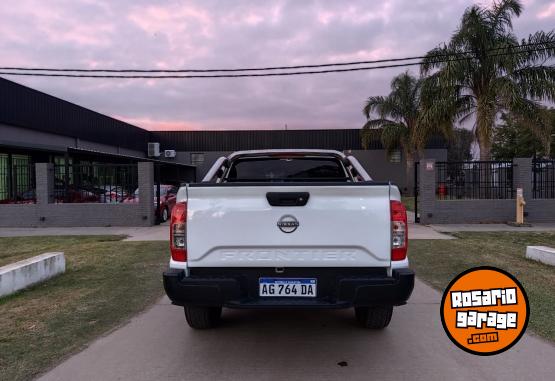 Camionetas - Nissan Frontier DC S AT 4x2 2024 Diesel 76000Km - En Venta