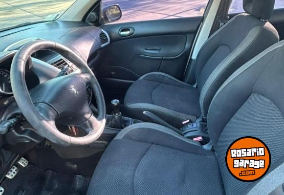 Autos - Peugeot 207 xt compact 2010 Nafta 179000Km - En Venta