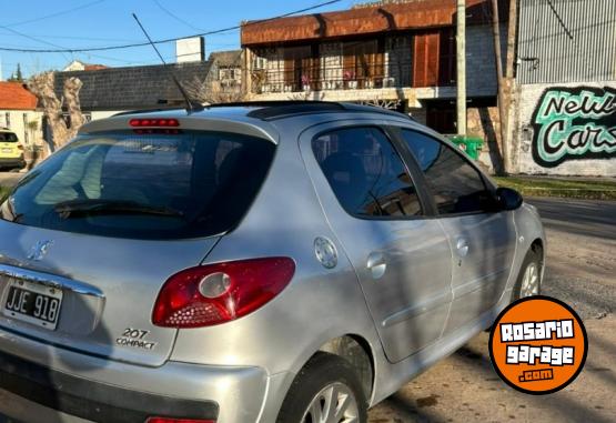 Autos - Peugeot 207 xt compact 2010 Nafta 179000Km - En Venta