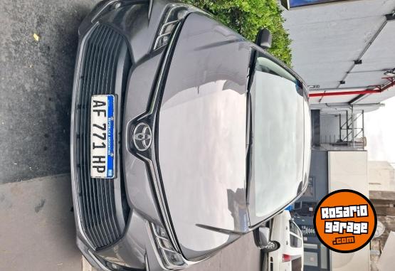Autos - Toyota 2.0 XLI 2022 Nafta 69000Km - En Venta