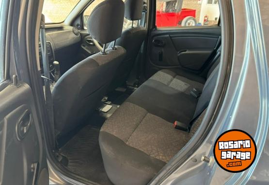 Autos - Renault Duster Dynamique 1.6 2015 GNC 180000Km - En Venta