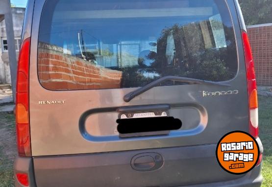 Utilitarios - Renault Kangoo 2014 GNC 157000Km - En Venta