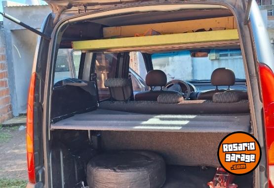 Utilitarios - Renault Kangoo 2014 GNC 157000Km - En Venta