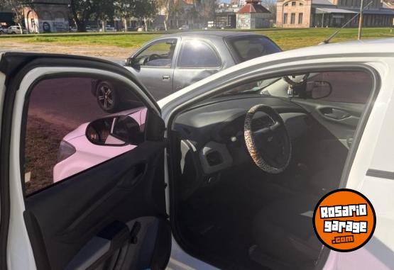 Autos - Chevrolet ONIX 2018 Nafta 60000Km - En Venta