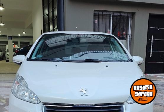 Autos - Peugeot 208 2013 Nafta 154000Km - En Venta