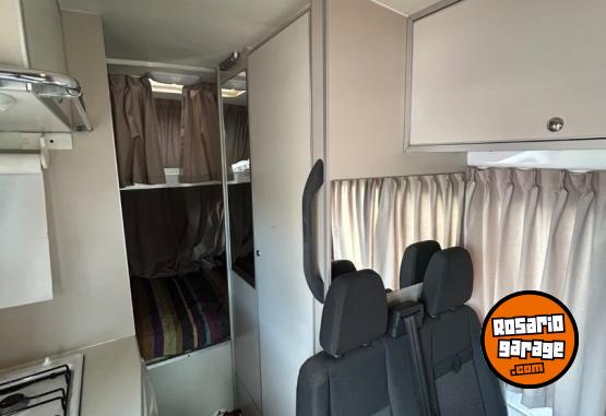Utilitarios - Ford Transit 2015 Diesel 10000Km - En Venta