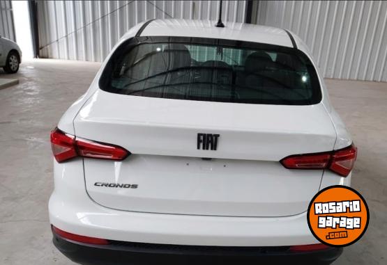 Autos - Fiat Cronos 2025 Nafta 14700Km - En Venta