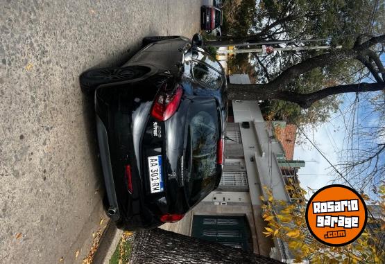 Autos - Peugeot 208 2016 Nafta 186000Km - En Venta