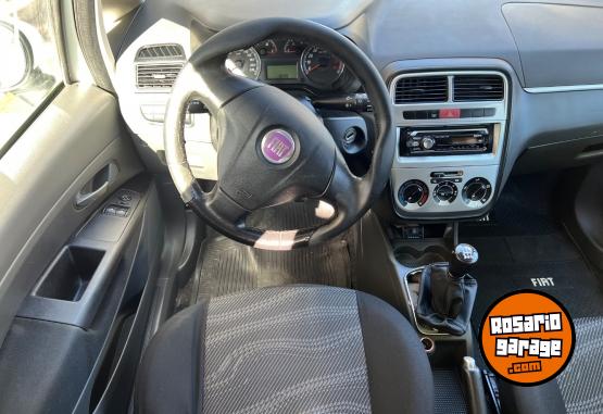 Autos - Fiat Punto ELX 2010 GNC 210000Km - En Venta