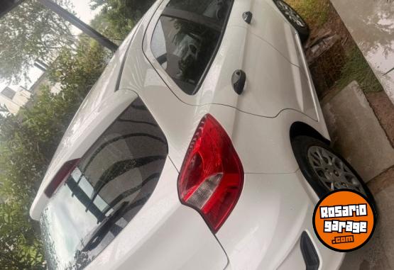 Autos - Ford Ka 2019 GNC 153000Km - En Venta