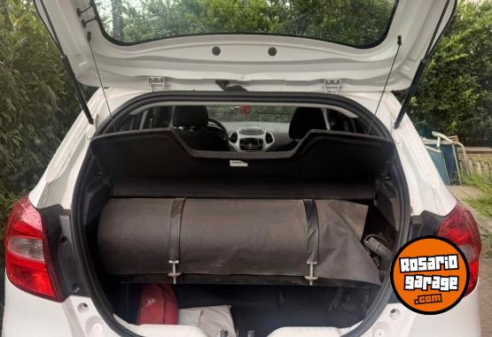 Autos - Ford Ka 2019 GNC 153000Km - En Venta