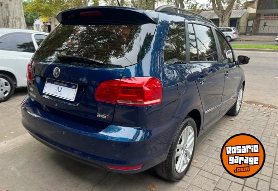 Autos - Volkswagen Suran Highline 2017 Nafta 98000Km - En Venta