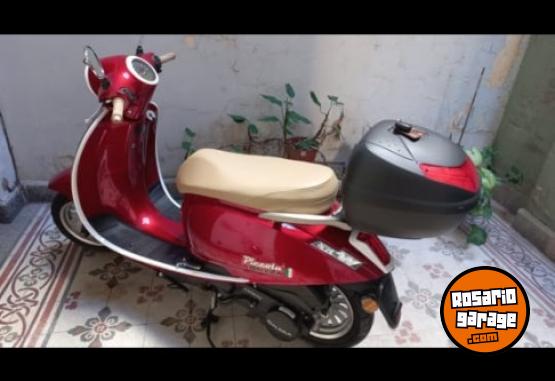 Motos - Gilera PICCOLA 150 2023 Nafta 2000Km - En Venta
