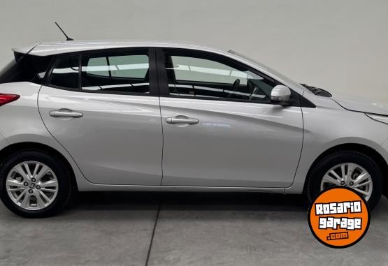 Autos - Toyota Yaris Xls 2019 Nafta 140000Km - En Venta