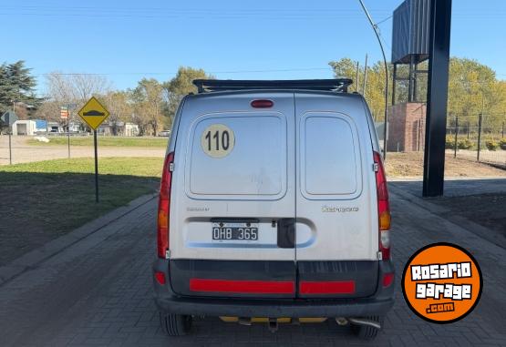 Utilitarios - Renault Kangoo 2015 GNC 135000Km - En Venta