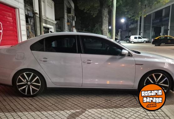 Autos - Volkswagen Vento gli inmaculado perm 2017 Nafta 150000Km - En Venta