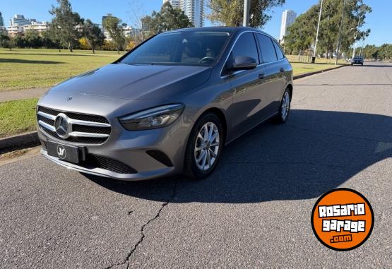 Autos - Mercedes Benz B200 Progressive 2019 Nafta 56000Km - En Venta