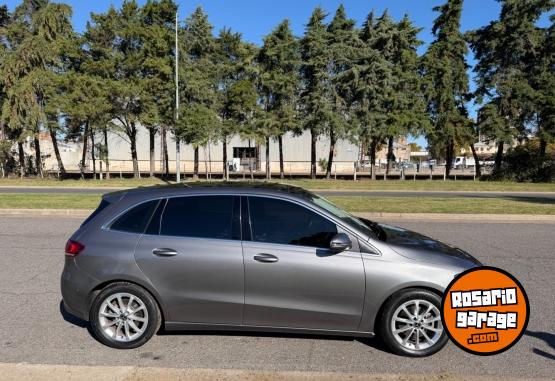 Autos - Mercedes Benz B200 Progressive 2019 Nafta 56000Km - En Venta