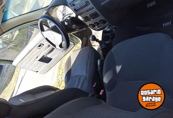 Utilitarios - Fiat strada 2012 Nafta 131790Km - En Venta
