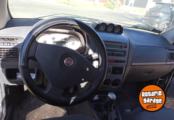 Utilitarios - Fiat strada 2012 Nafta 131790Km - En Venta