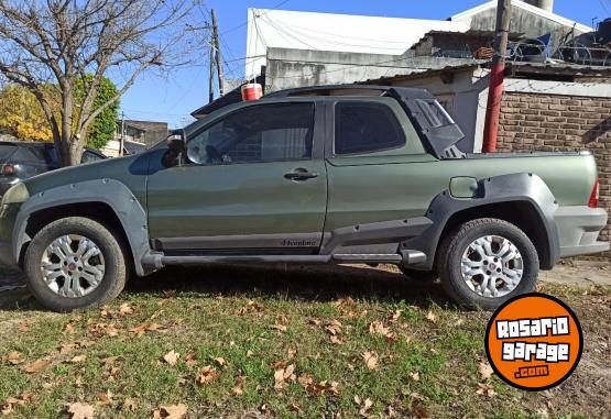 Utilitarios - Fiat strada 2012 Nafta 131790Km - En Venta