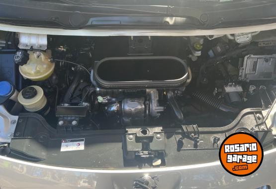 Utilitarios - Peugeot Expert furgón 2014 Nafta 280000Km - En Venta