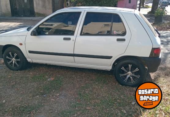 Autos - Renault Clio 1996 Diesel 1111Km - En Venta
