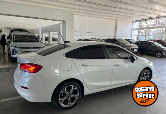 Autos - Chevrolet Cruze Premier 4p 1.4T 2023 Nafta 71372Km - En Venta
