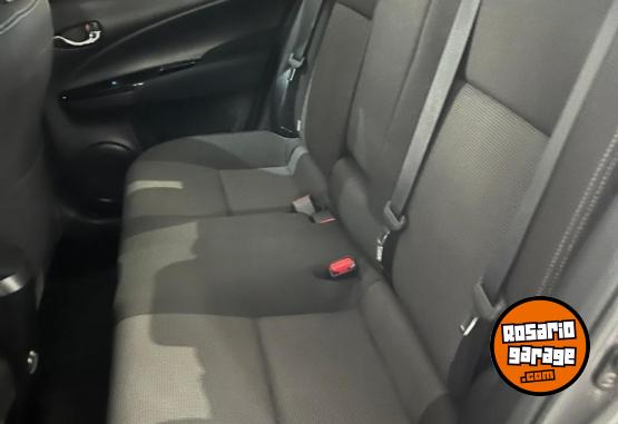 Autos - Toyota Yaris XLS CVT 4p 2024 Nafta 25907Km - En Venta