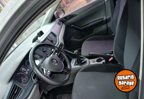 Autos - Volkswagen Virtus 2018 Nafta 155000Km - En Venta
