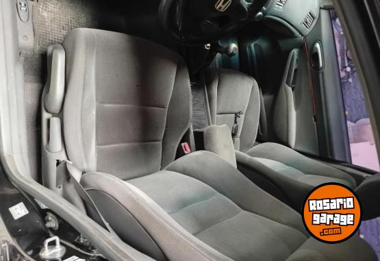 Autos - Honda Civic 2011 Nafta 212000Km - En Venta