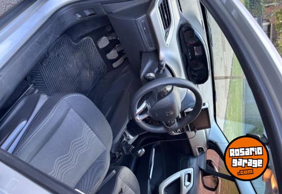 Autos - Peugeot 2008 2018 Nafta 114000Km - En Venta