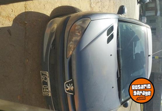 Autos - Peugeot 206 2006 Nafta 200000Km - En Venta