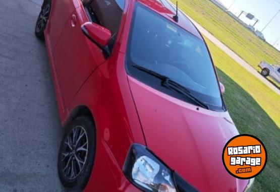 Autos - Toyota Etios XLS 2020 Nafta 166000Km - En Venta