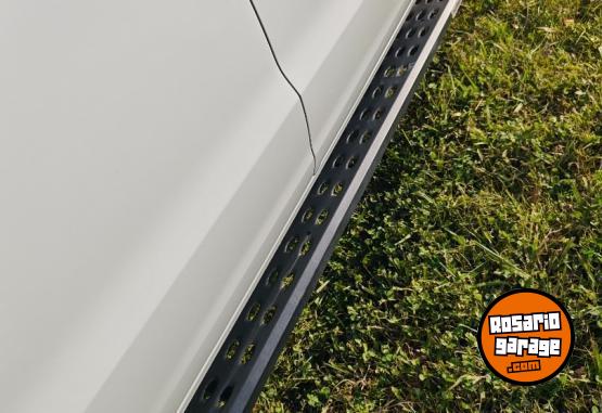 Camionetas - Volkswagen Amarok 2024 Diesel 30000Km - En Venta