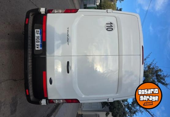 Utilitarios - Ford Transit 2023 Diesel 69000Km - En Venta