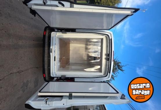 Utilitarios - Ford Transit 2023 Diesel 69000Km - En Venta